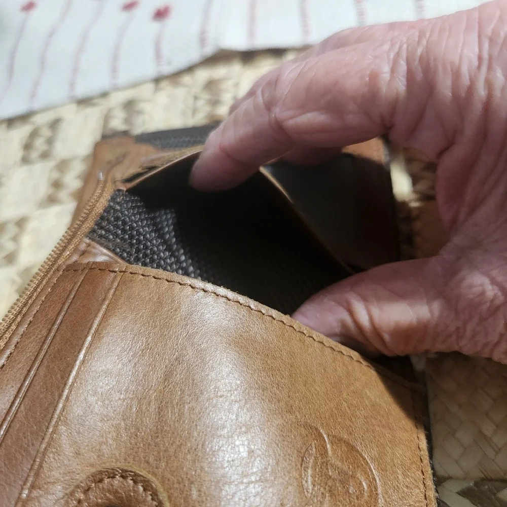 Vintage Bellcoaptain Genuine Leather Bifold Wallet Brown Zip Around Organizer...